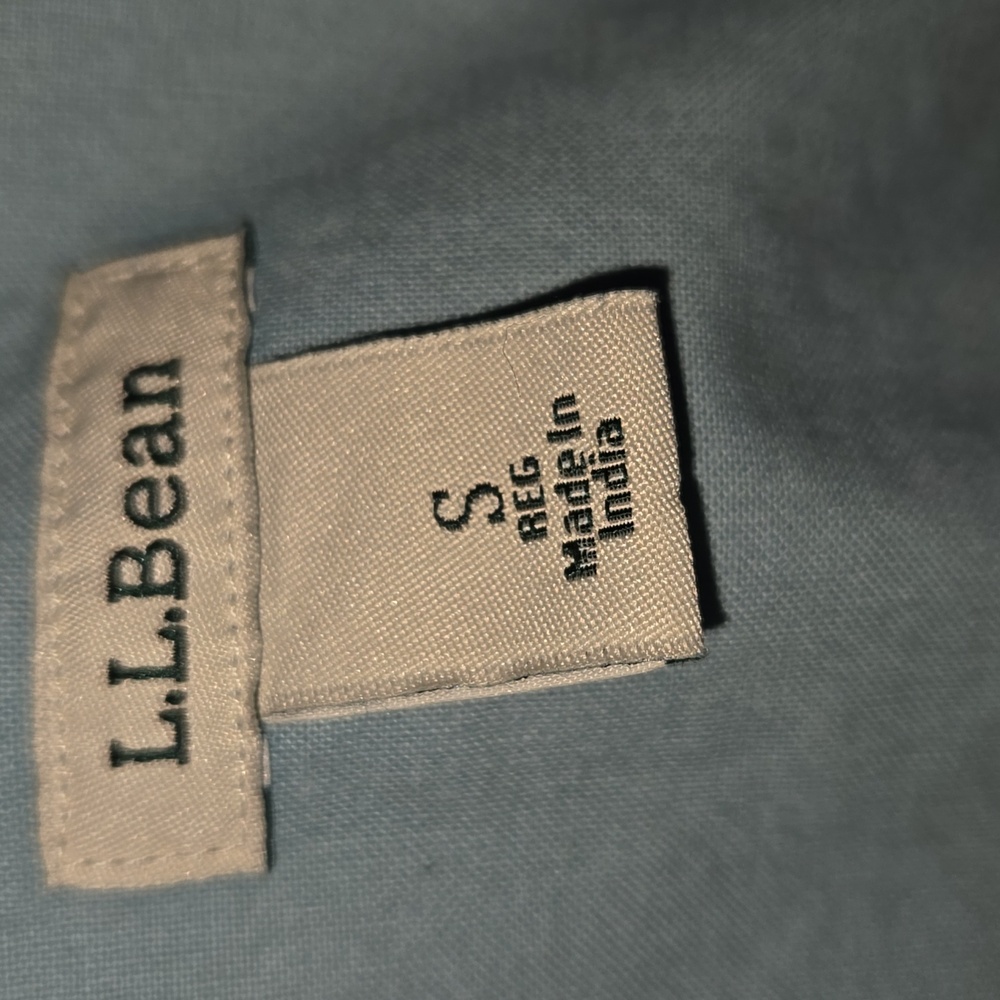 L.L. Bean Button Down Denim Shirt Sz Small - Picture 5 of 7